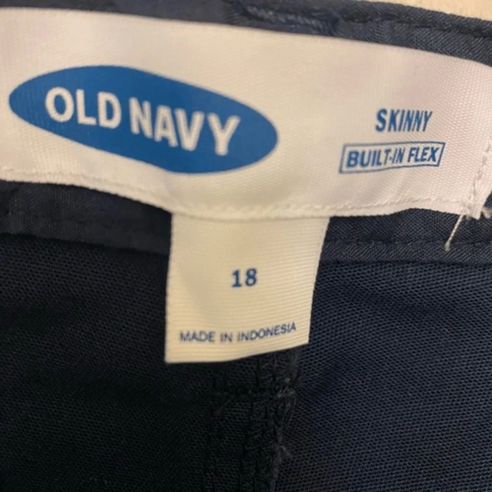 Old Navy Chino Khaki Built In Flex Skinny‎ Pants